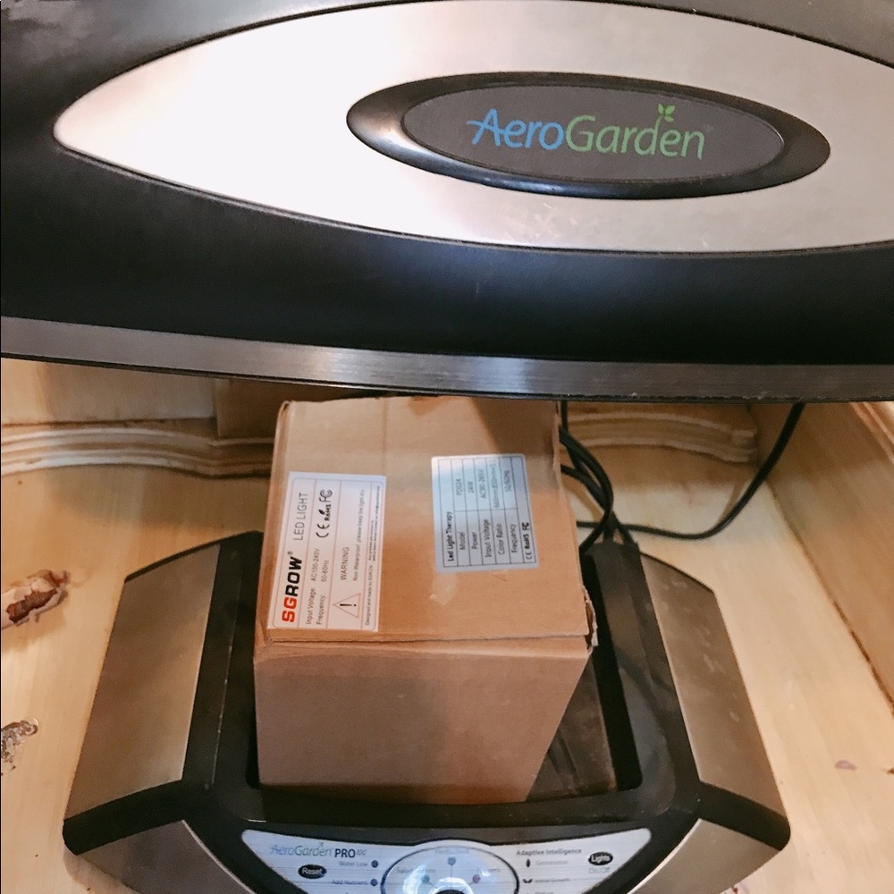 Aerogarden Pro 100